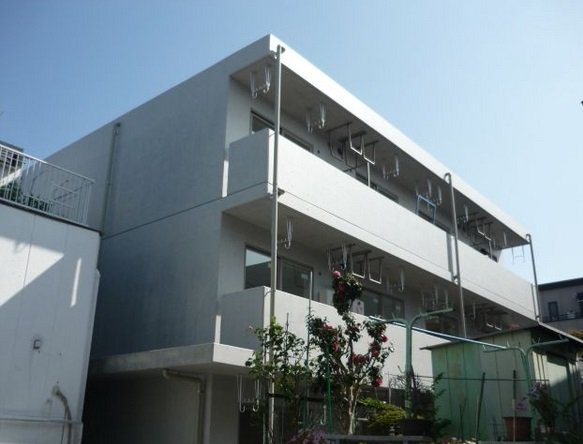 建物外観　駅徒歩7分です