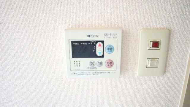 その他設備　給湯パネル