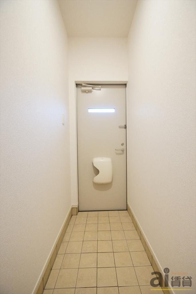玄関　※別号室写真です。