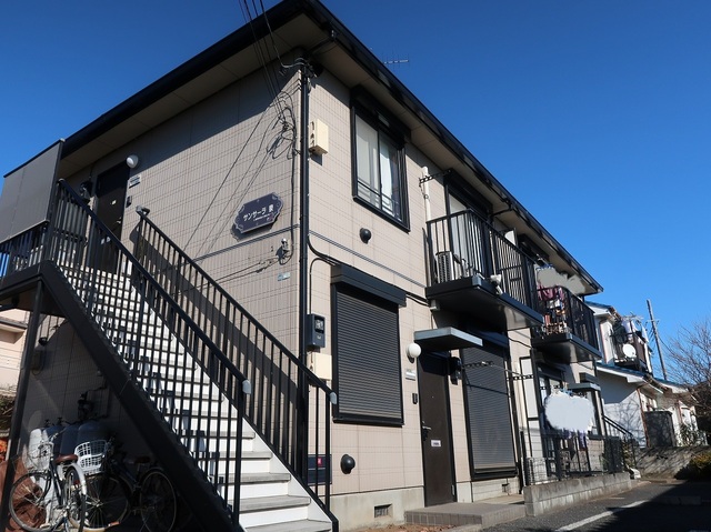 建物外観　人気の角部屋♪全居室６帖以上の洋室で使いやすい間取り♪