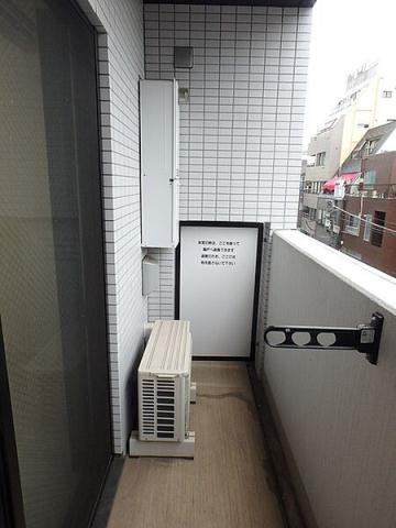 バルコニー　※別部屋の参考写真です。