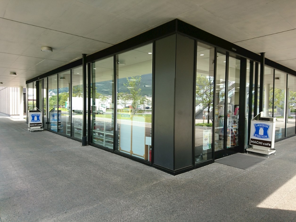 コンビニ　ローソン 北九州総合病院店（コンビニ）まで143m
