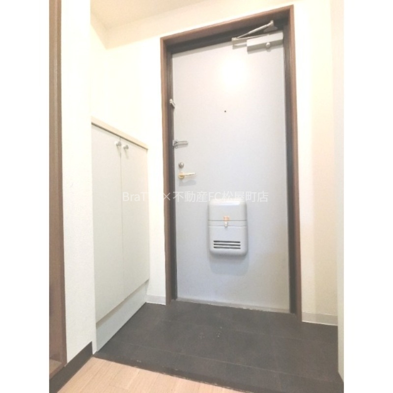 玄関　玄関