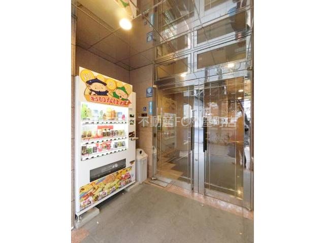 エントランス　マンション共用部分（オートロック付き）