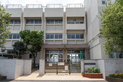 小学校　葛飾区立幸田小学校（小学校）まで110m