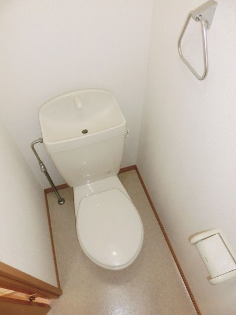 トイレ　トイレはシンプルです。