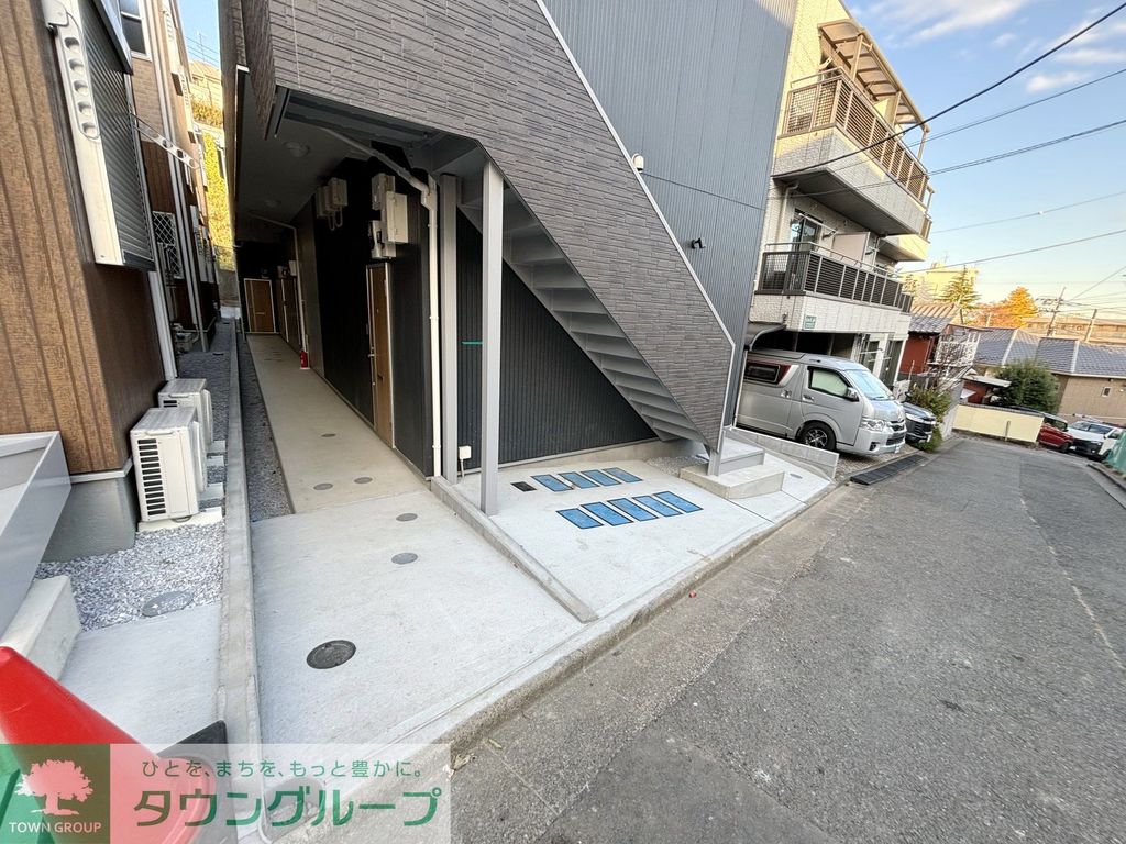 エントランス　★お部屋探しはタウンハウジング稲田堤店まで★