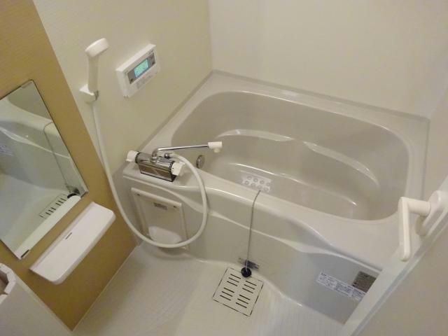 バス・シャワールーム　別部屋参考写真