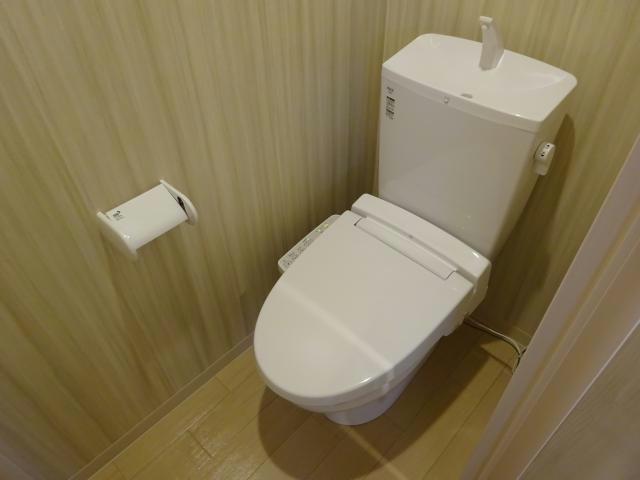 トイレ　別部屋参考写真