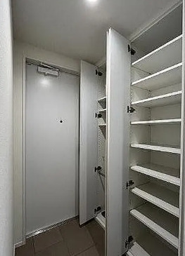 玄関　同タイプ部屋　参考写真です