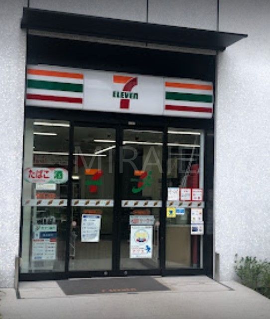 コンビニ　セブンイレブン野村不動産新横浜ビル店（コンビニ）まで130m