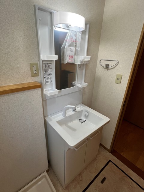 洗面設備　★人気の独立洗髪洗面化粧台で朝の準備にも便利ですね★