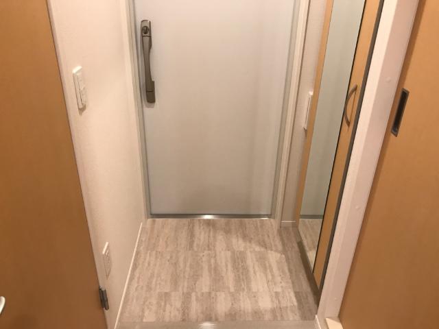 玄関　玄関