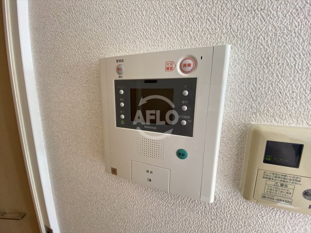 セキュリティ　ユーレジデンス淀屋橋　TVモニター付きインターホン