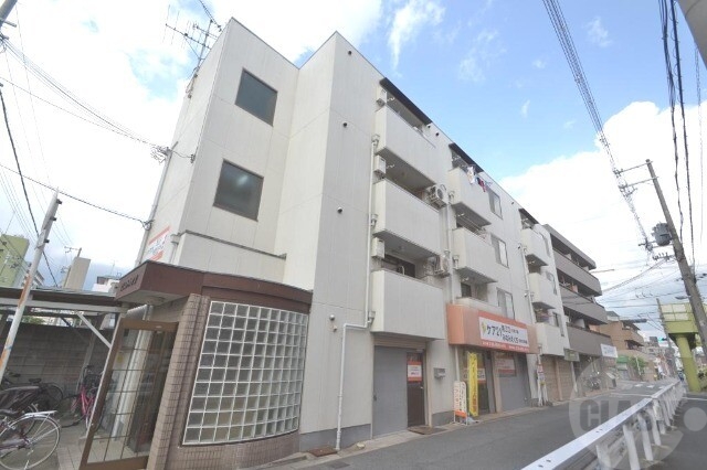 建物外観　日当たり良好な外観ですね