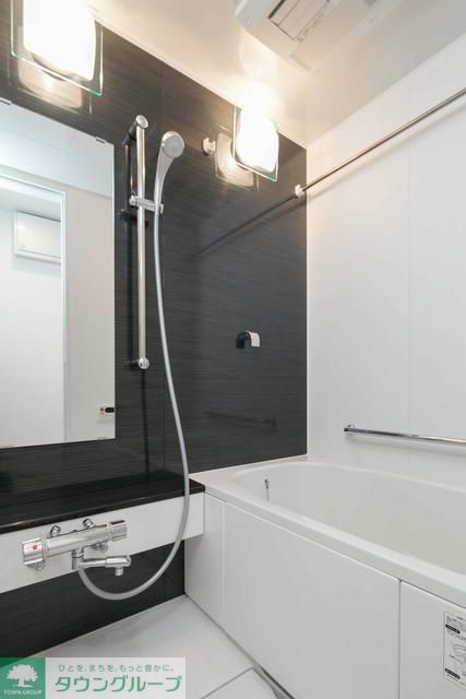 バス・シャワールーム　※写真は同タイプ住戸です。