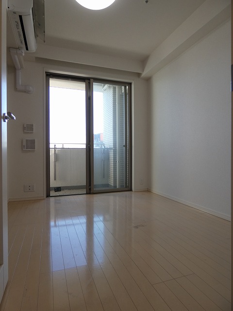 居室・リビング　内観2※別部屋参考写真
