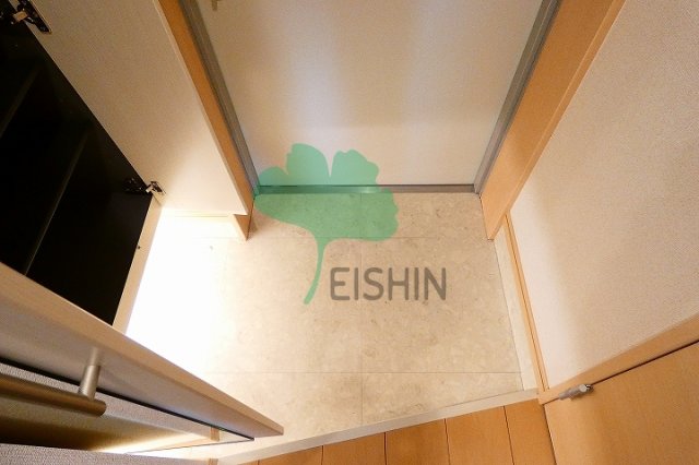 玄関　下駄箱もしっかりついてます！