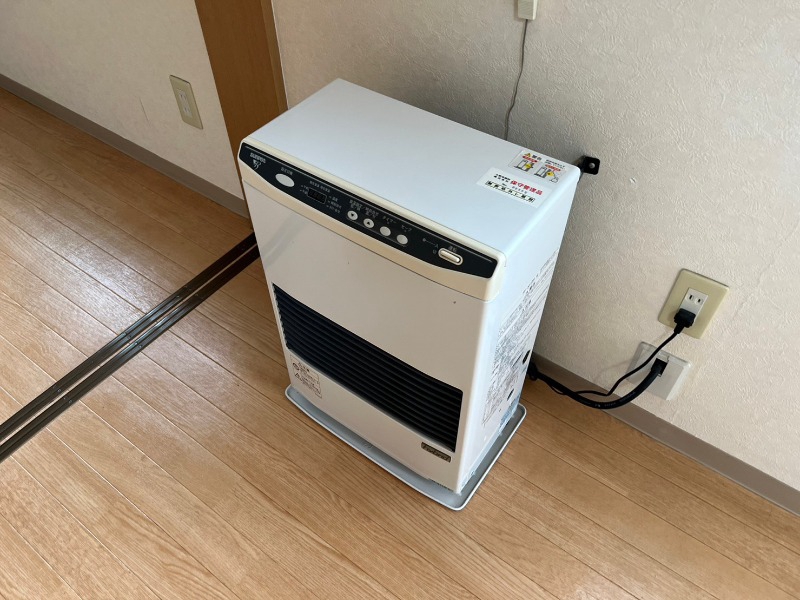 その他設備　灯油暖房です。札幌の寒い冬もこれで大丈夫！