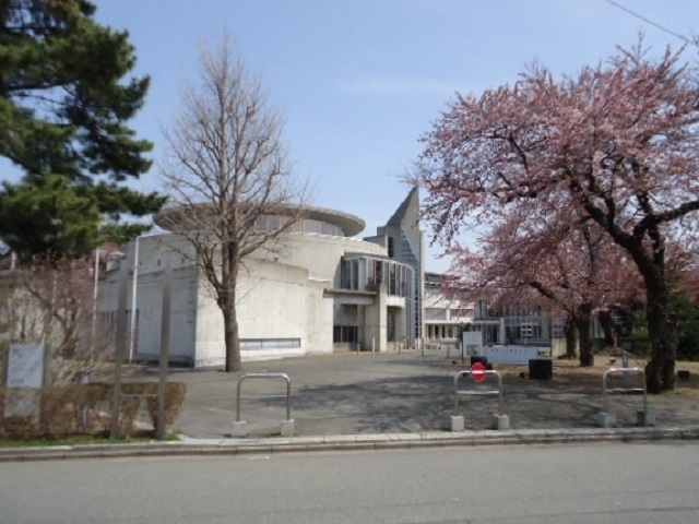 大学・短大　秋田公立美術工芸大学（大学・短大）まで1300m