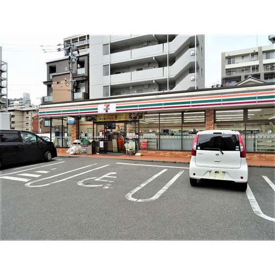 コンビニ　セブンイレブン福岡大橋２丁目店（コンビニ）まで406m