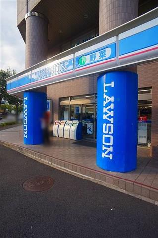 コンビニ　ローソン（コンビニ）まで2009m