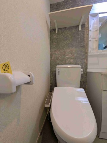 トイレ　コンパクトで使いやすいトイレです