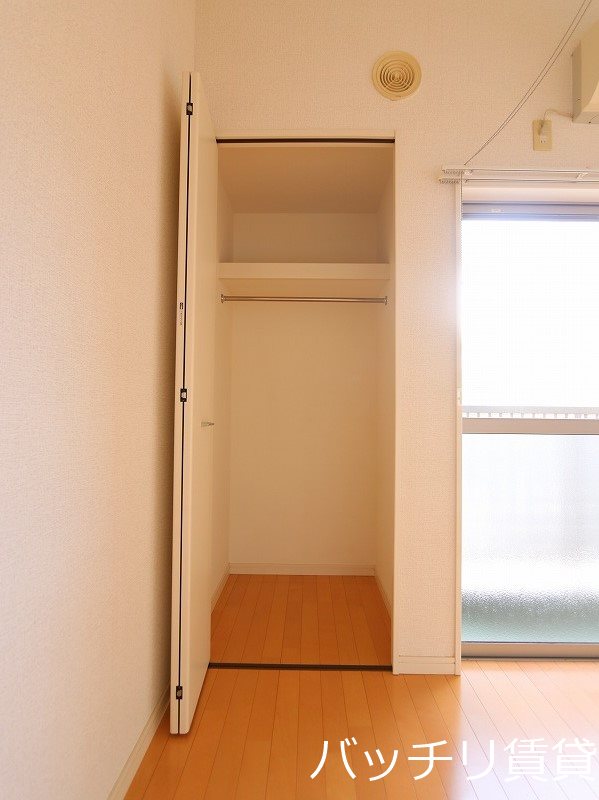 収納　同型タイプの為、現状を優先いたします。