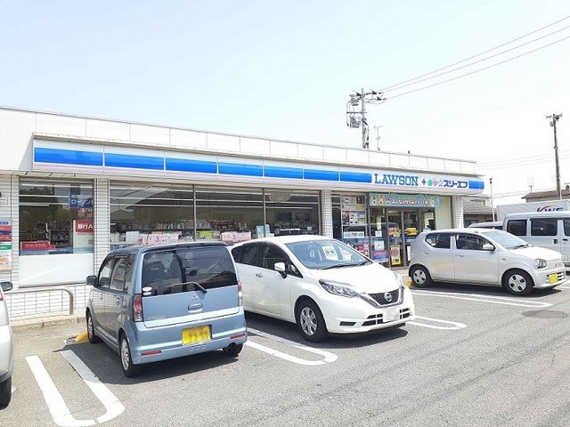 コンビニ　ローソンＬＴＦ市川堀之内５丁目（コンビニ）まで450m