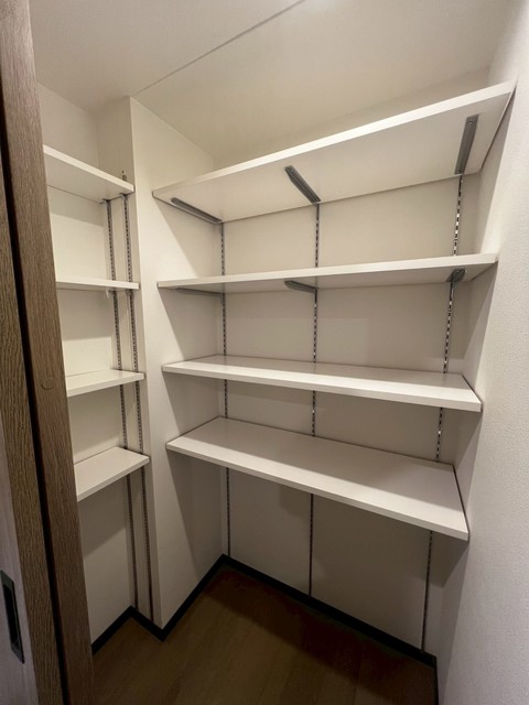 収納　別部屋参照