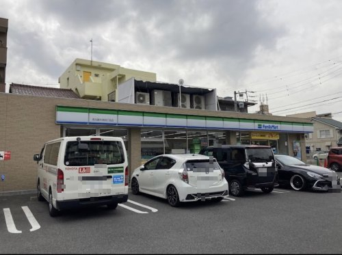 コンビニ　ファミリーマート 名古屋大幸四丁目店（コンビニ）まで372m