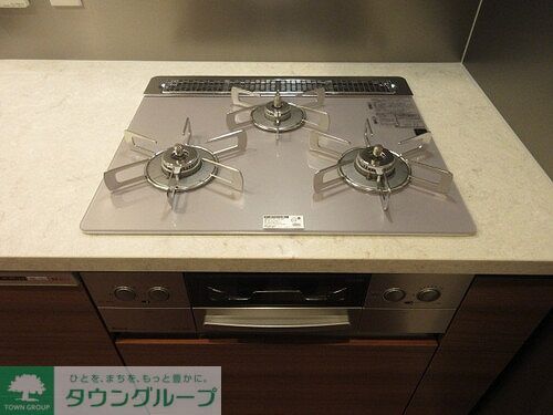 その他設備　三口コンロ　※2023年12月撮影