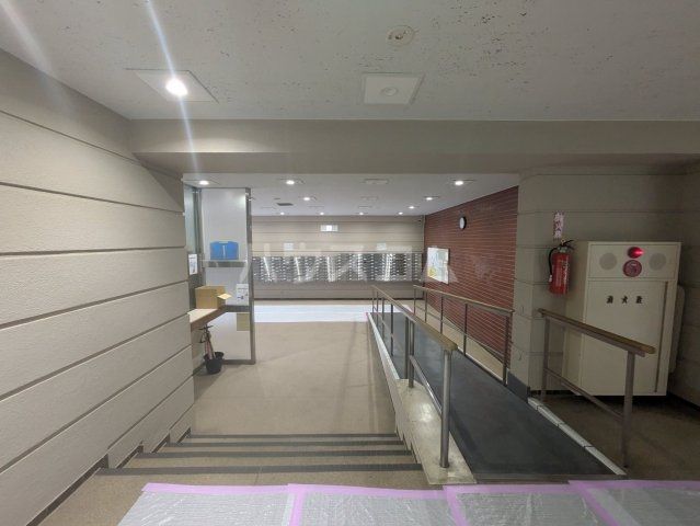 ロビー