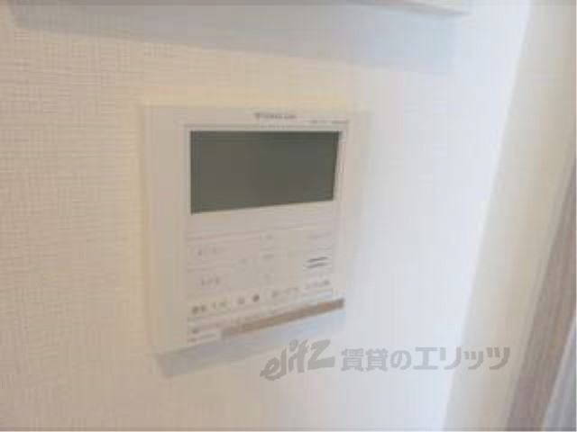 その他設備　給湯器リモコン