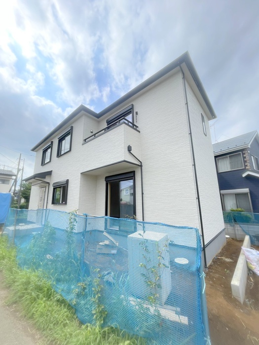 建物外観　建築中
