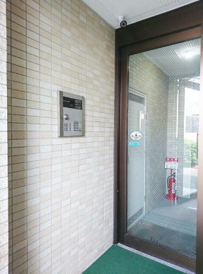 エントランス　オートロック付き☆