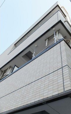 建物外観　閑静な住宅街・外観タイル張り☆