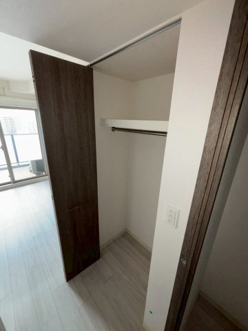 収納　同物件別部屋写真