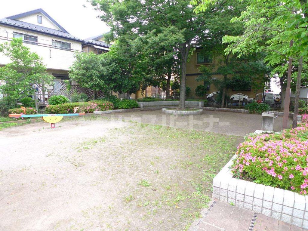 公園　加賀二丁目児童遊園（公園）まで380m