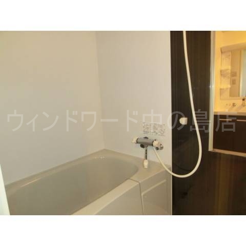 バス・シャワールーム　詳細は、ウィンドワード中の島店までご相談下さい。