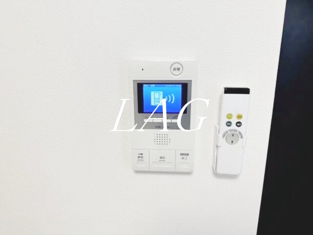 セキュリティ　モニター付きインターホンになります。