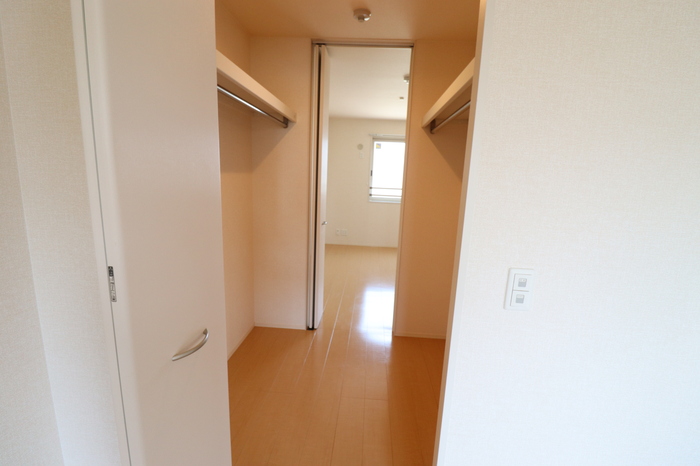 収納　※写真は別号室のものですので現状優先とさせていただきます