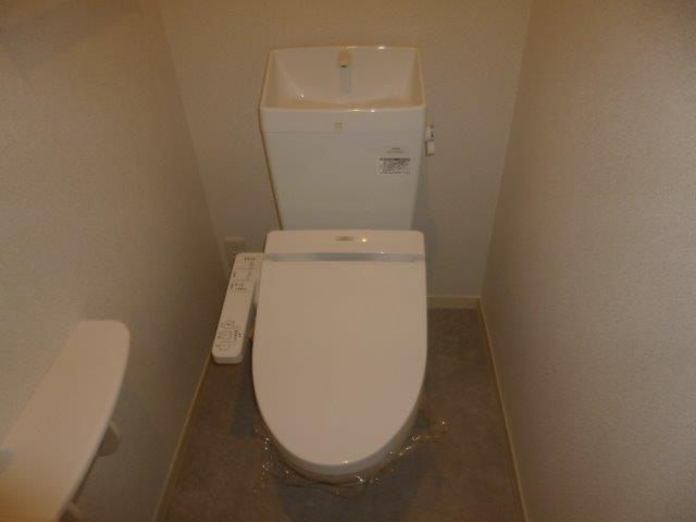 トイレ　ウォシュレット