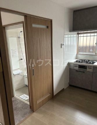 千葉市花見川区浪花町住宅のトイレ写真