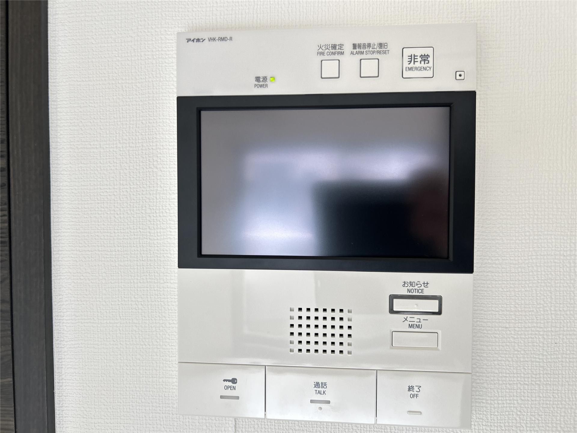 セキュリティ　来訪者を確認出来るTVモニターホン付きです