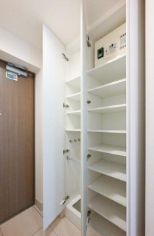 玄関　玄関※別部屋参考写真