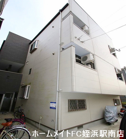 建物外観　★人気のメゾネットタイプ♪★