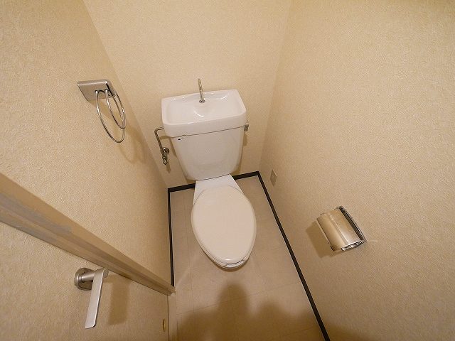 トイレ　シンプルで使いやすいトイレです