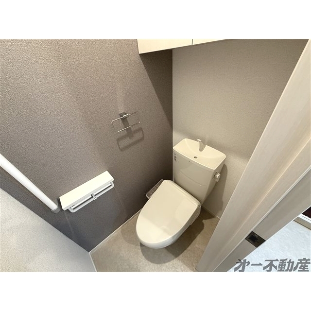 トイレ　トイレ