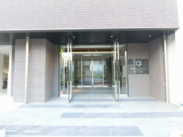 クリスタルグランツOSAKA WEST GATEの外観写真